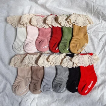 12 цветов Новых детских хлопчатобумажных носков для девочек, носки до щиколотки с оборками, нескользящие, мягкие, для новорожденных, кружевные носки для пола